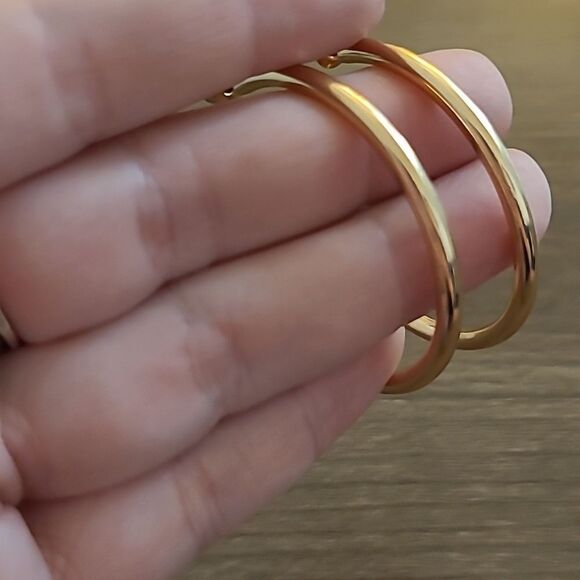 💲6️⃣ Bundled ✔️Gold Hoop Earrings 2.5" - Picture 6 of 8